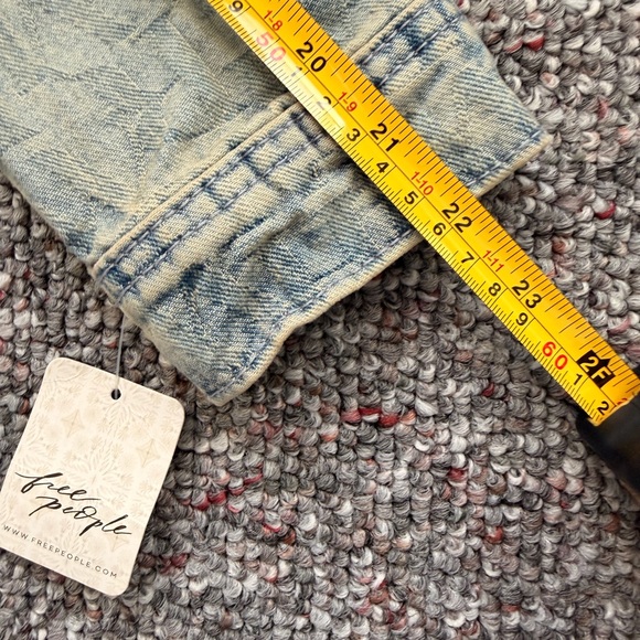 Free People NWT We the Free Jacquard Letters denim Jacket Loose Baggy Fit Medium - Picture 9 of 15